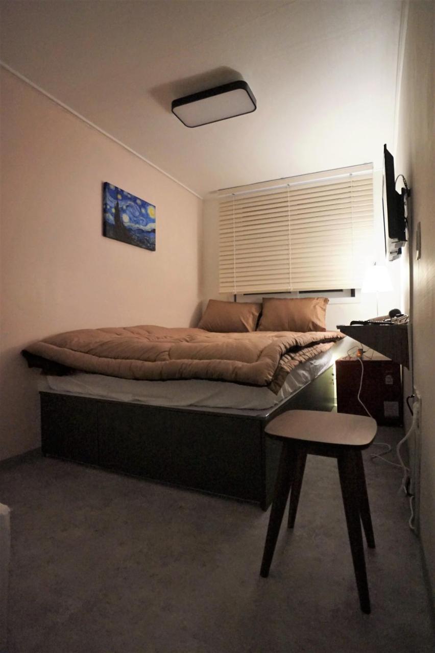 Guest house Blue Mansion 2*